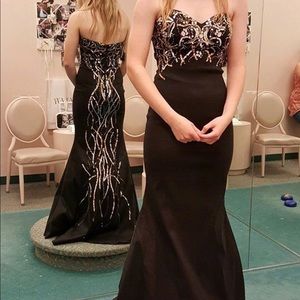 Beautiful black sequin formal gown